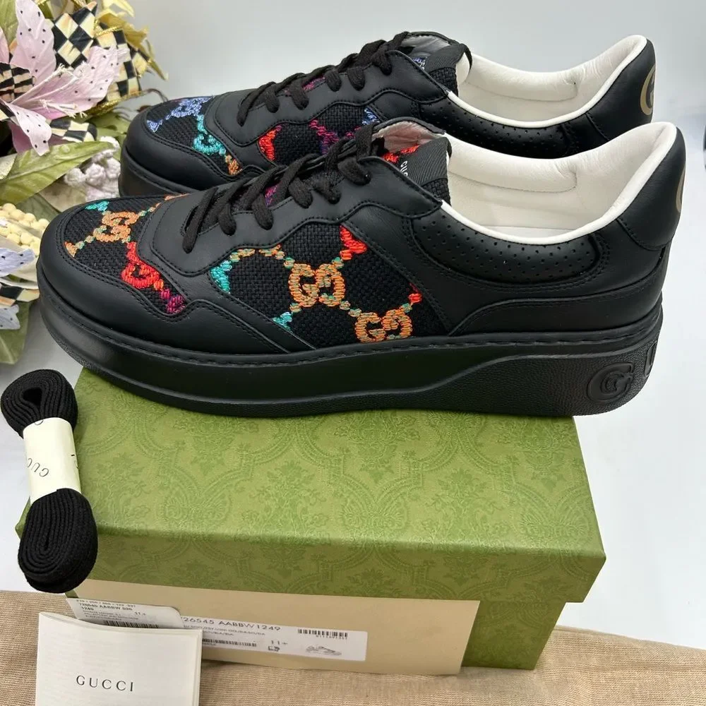 Men’s Gucci, GG embroidered sneakers size 11.5 made in Italy - Picture 5 of 10